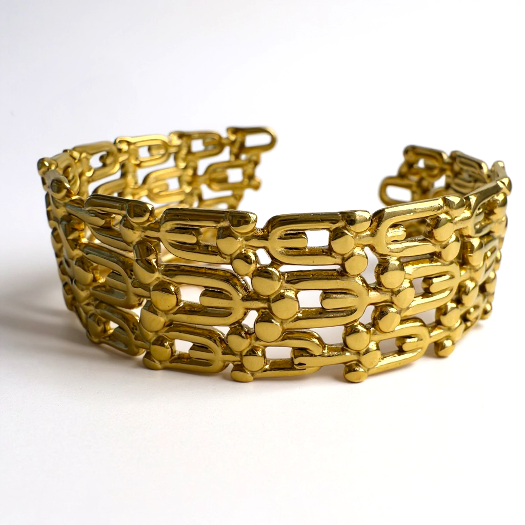 18k Gold-plated bracelet on a white background