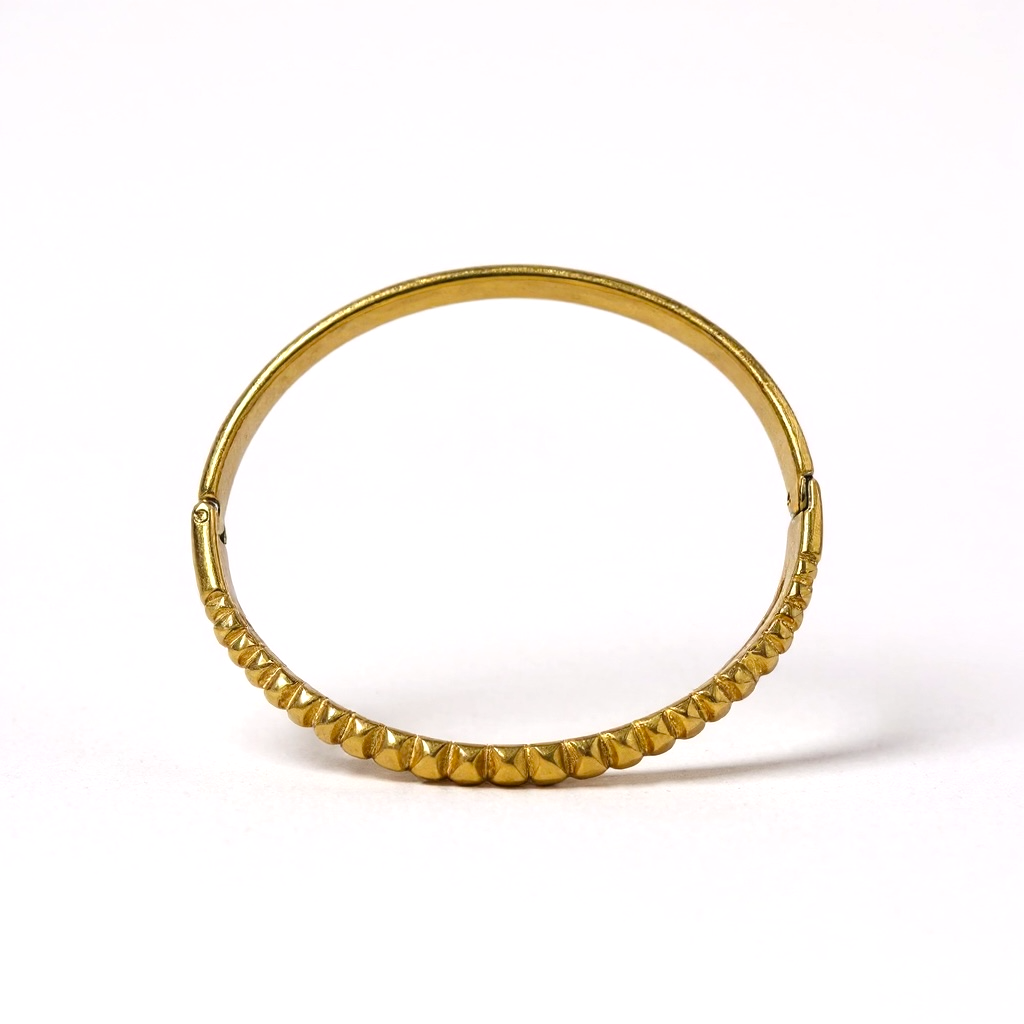 Amelia 18k Gold plated Bangle