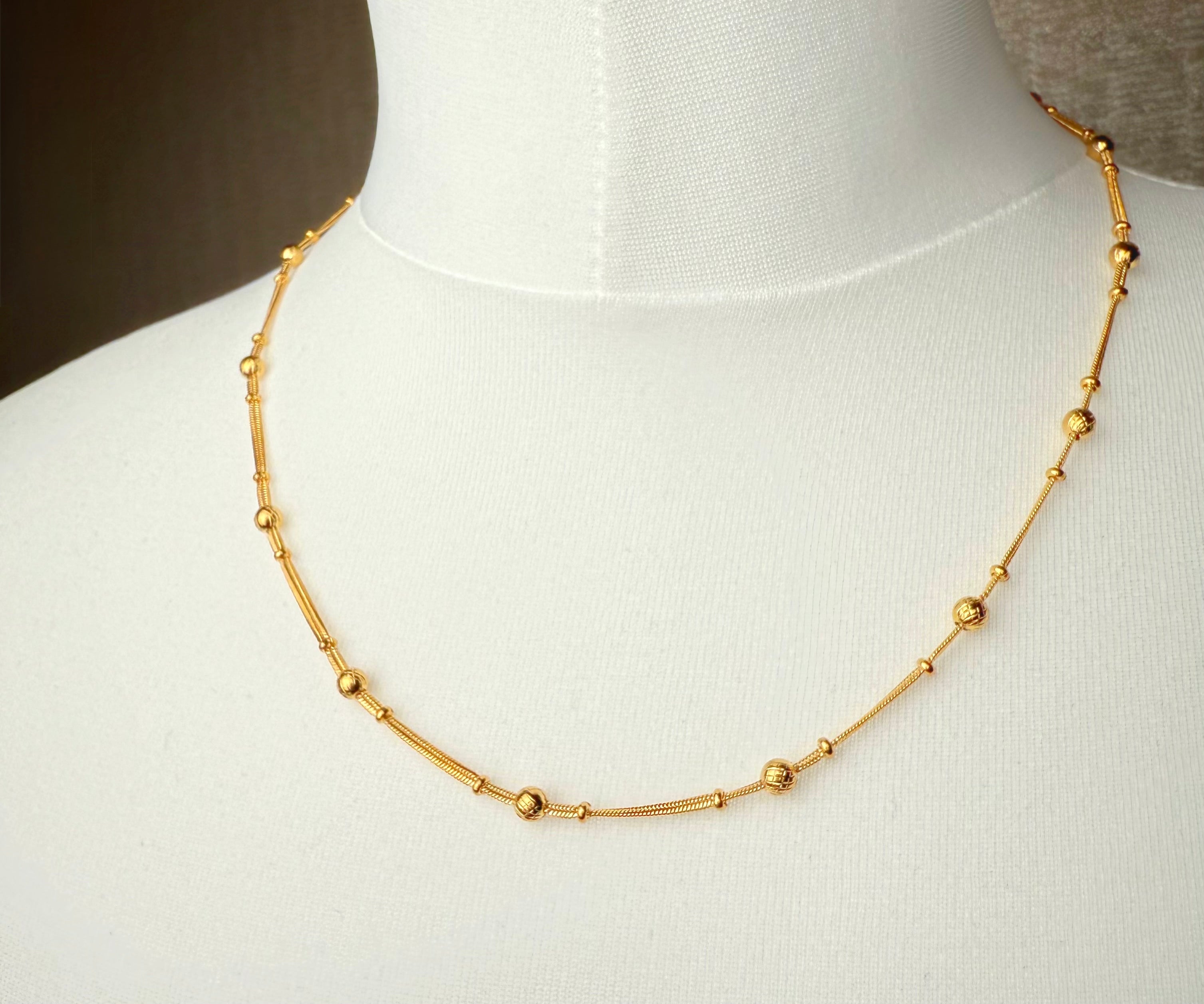 Herringbone ball necklace 2