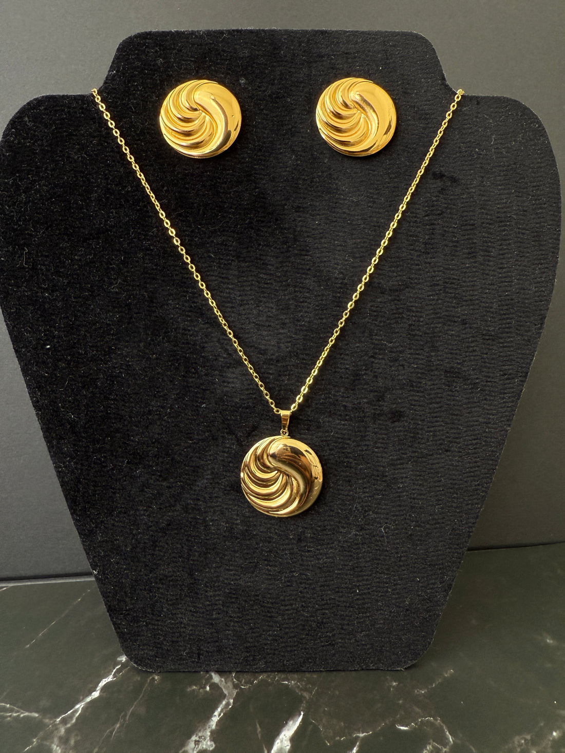 Earrings and Pendant Necklace Set