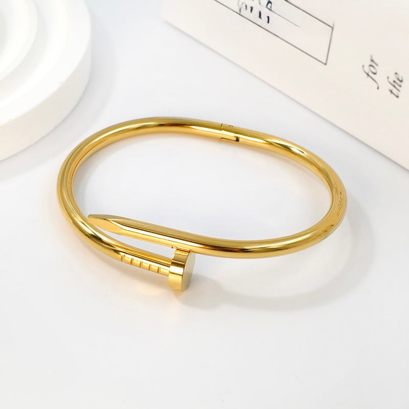 Lea Bangle