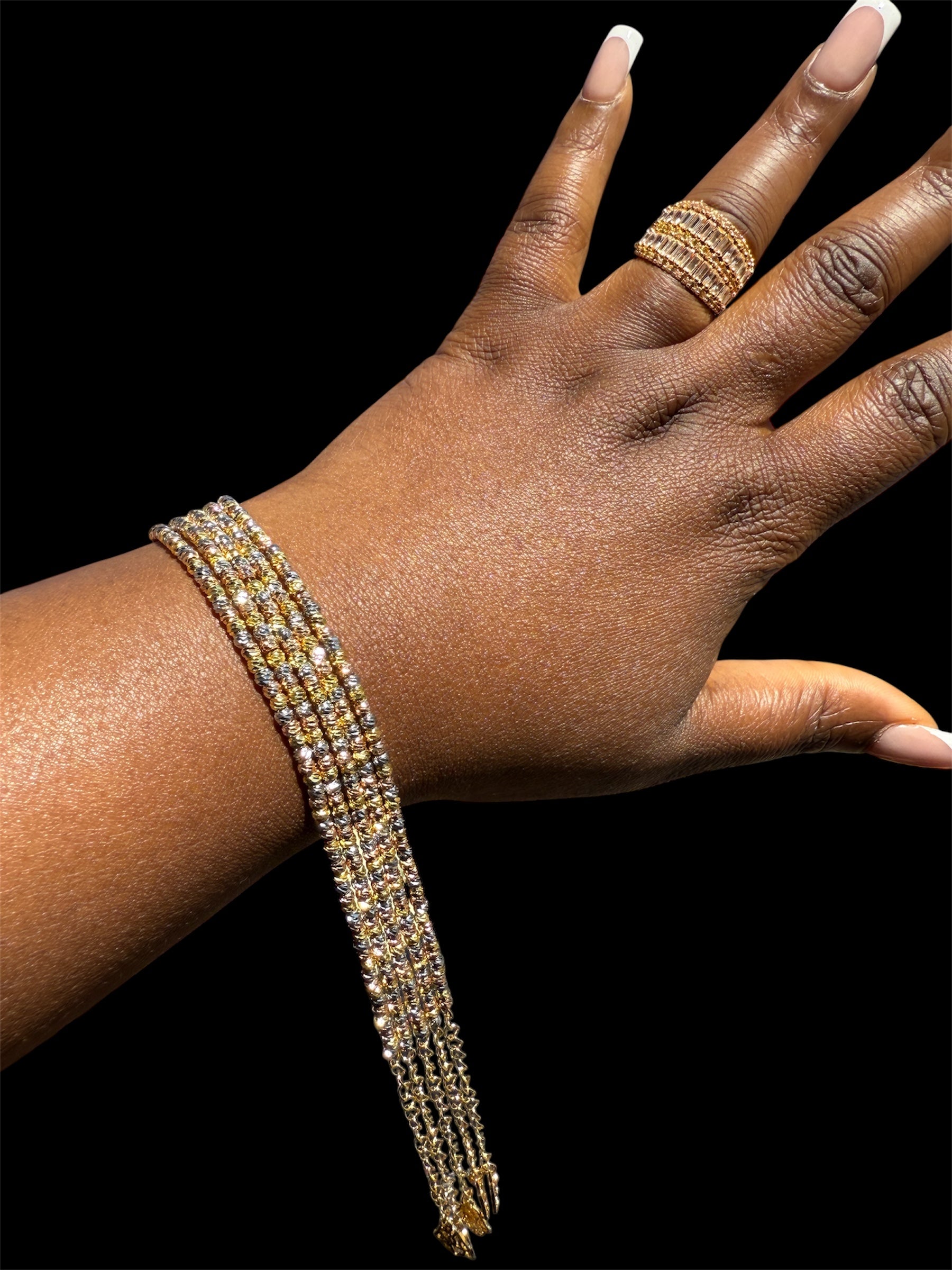 Dazzling beaded bracelet