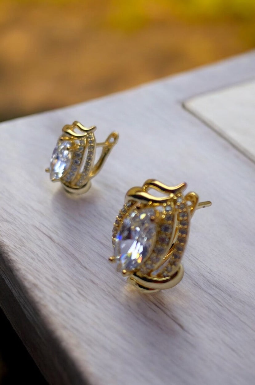 Lyn Diamante Earrings